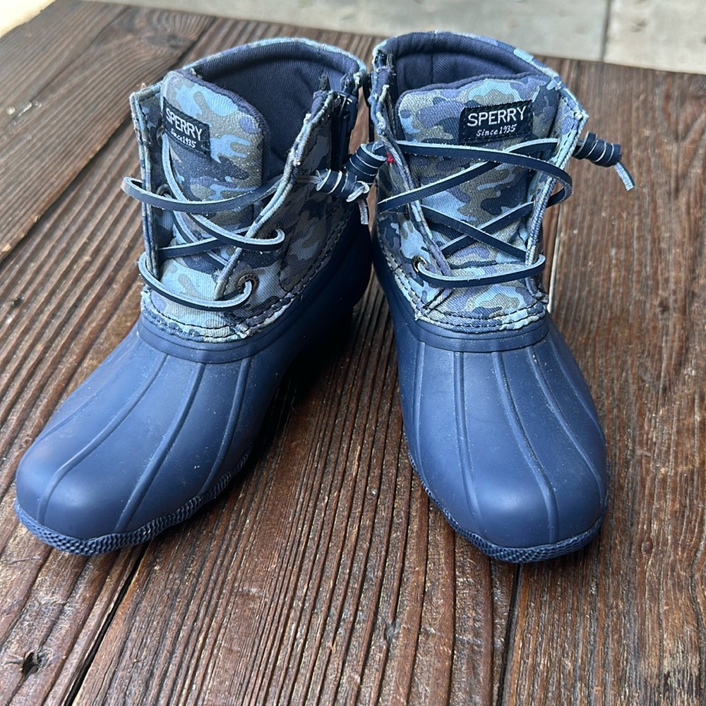 Kids Sperry boots